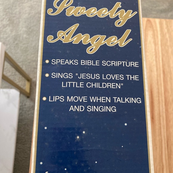 Sweetly Angel Doll - Picture 4 of 4